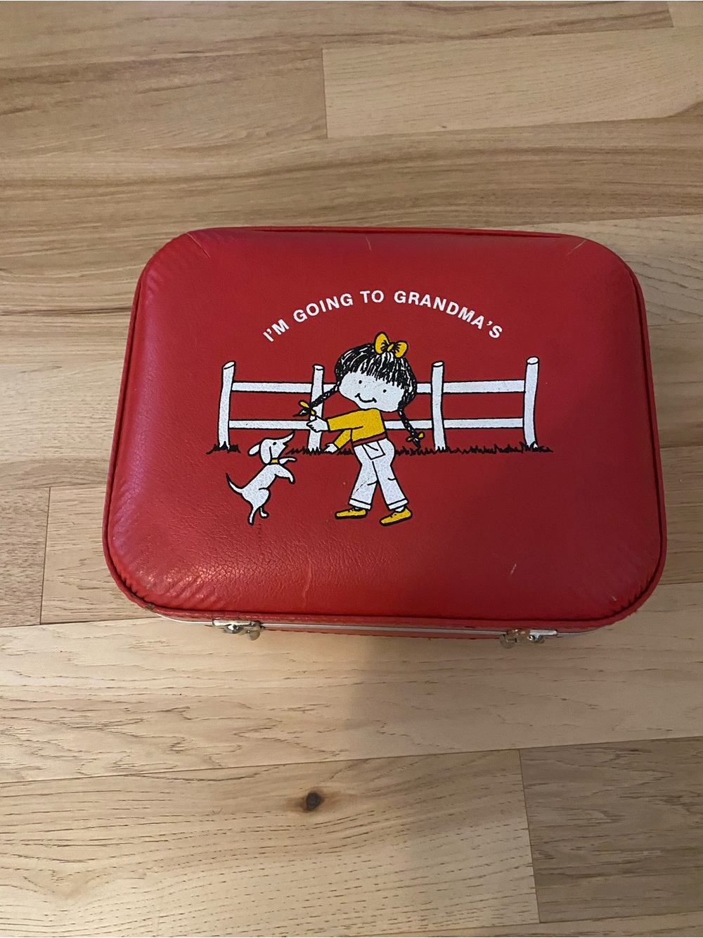Vintage “I’m Going To Grandma’s” Suitcase Fair Condition
